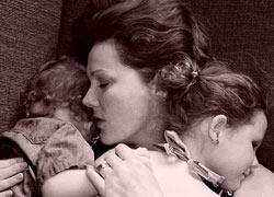 «Η αγάπη για τα παιδιά σου πολλαπλασιάζεται, δεν μοιράζεται»: Μια μαμά εξομολογείται