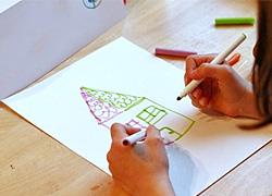 Πώς θα βοηθήσετε το παιδί να ακονίσει το μυαλό του… ζωγραφίζοντας!