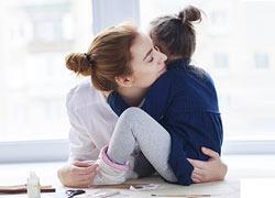 Πρακτικές συμβουλές για να γίνετε ένας σταθερός και συνεπής γονιός