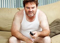 5 τρόποι να κάνετε τον άντρας σας να σηκωθεί από τον καναπέ