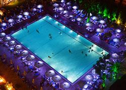 Δωρεάν βραδινές βουτιές στην πισίνα του Χίλτον κάθε Πέμπτη!