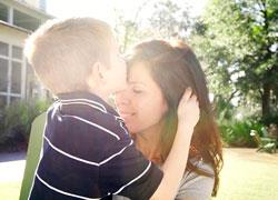 «Όταν μεγαλώσεις και γίνεις άντρας»: Το γλυκόπικρο γράμμα μιας μαμάς στον γιο της