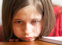 Μαθησιακές δυσκολίες: Τα συμπτώματα που πρέπει να σας ανησυχήσουν