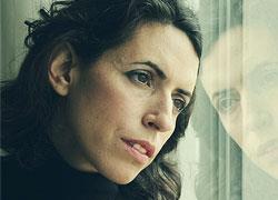 Μελαγχολία ή κατάθλιψη; Τα σημάδια που δεν πρέπει να αγνοήσετε