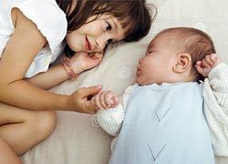 10 καλοί λόγοι για να έχεις παιδιά με μεγάλη διαφορά ηλικίας