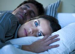 Πώς να καταφέρετε να… κλείσετε μάτι αν οι σκοτούρες σας ξαγρυπνούν