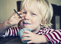 Όταν το παιδί αγαπάει τα γλυκά: 4 ιδέες για υγιεινό επιδόρπιο