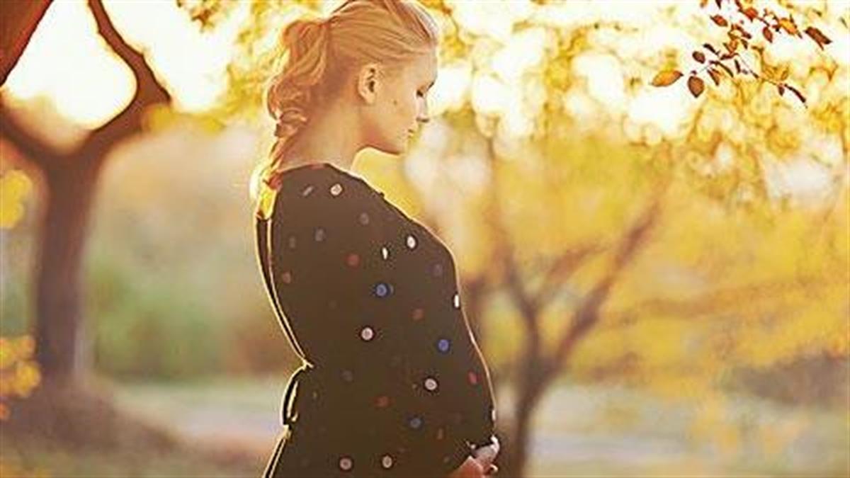 Μόδα για εγκύους: 5 υπέροχα φθινοπωρινά φορέματα