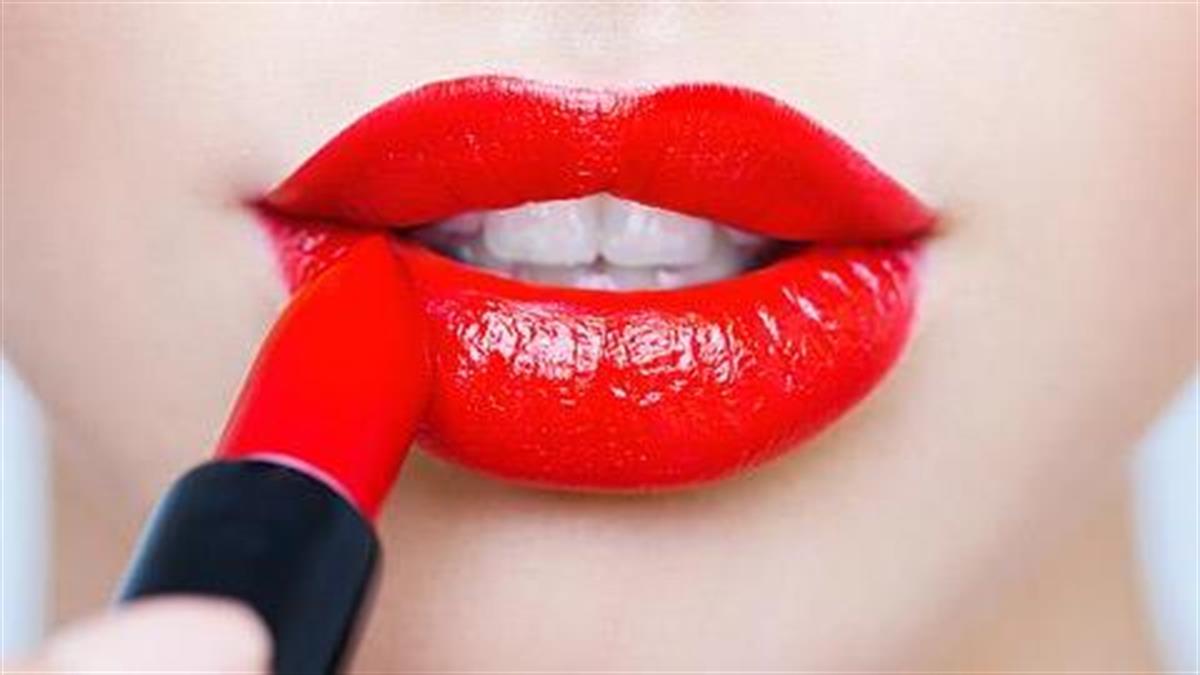 Επιχείρηση κραγιόν: Επαγγελματικές συμβουλές για τέλεια χείλη