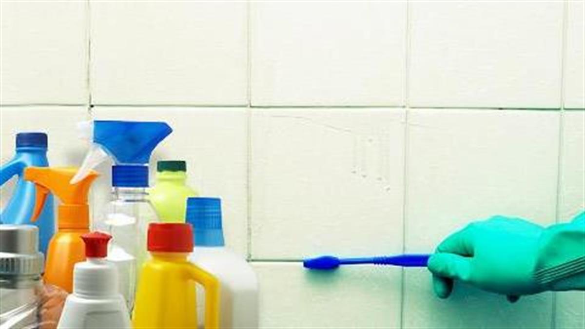 Πώς να καθαρίσετε τη μούχλα από το σπίτι