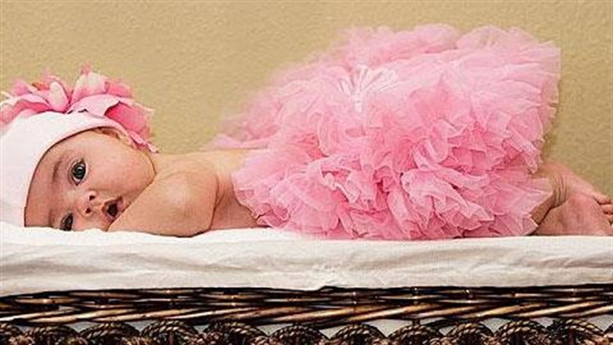Небритая дочь. Младенец девочка. Новорожденная принцесса. Новорожденные девочки фото. Девочка новорожденная принцесса.