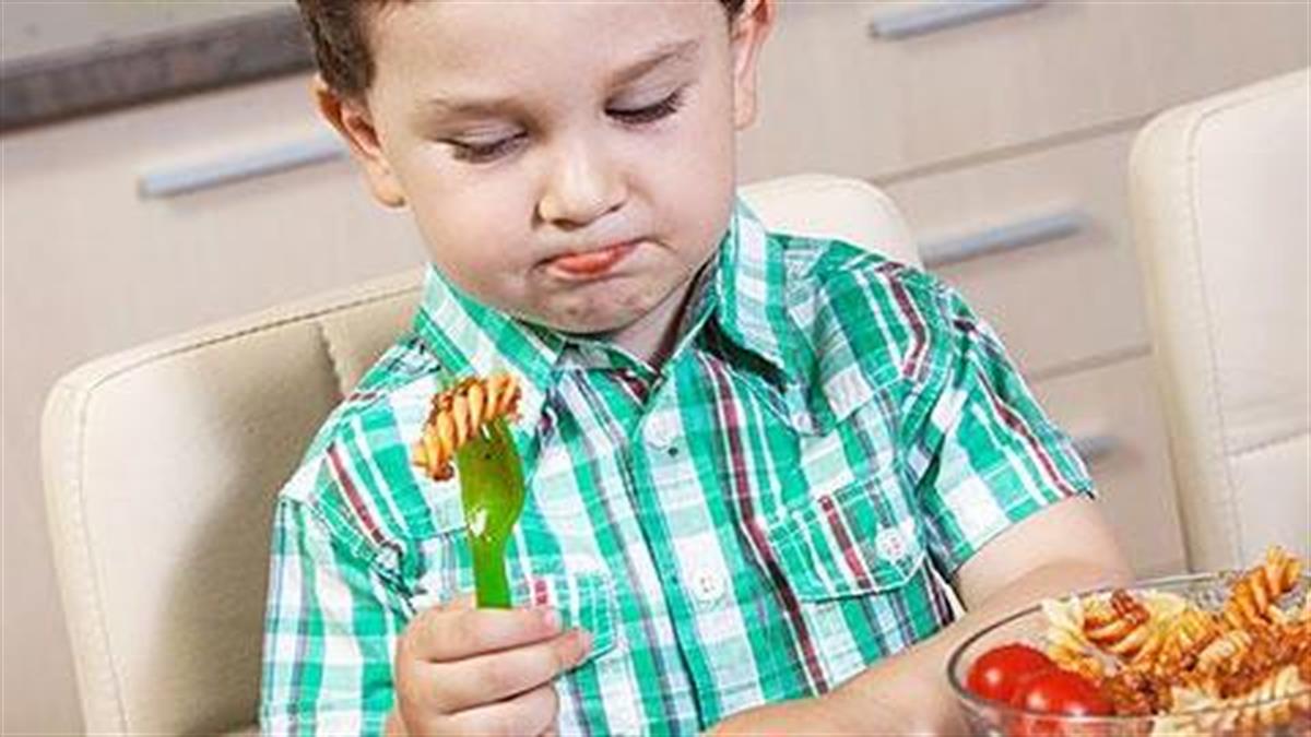 Πώς να μάθω το παιδί μου να αποφεύγει τις τροφές στις οποίες είναι αλλεργικό;