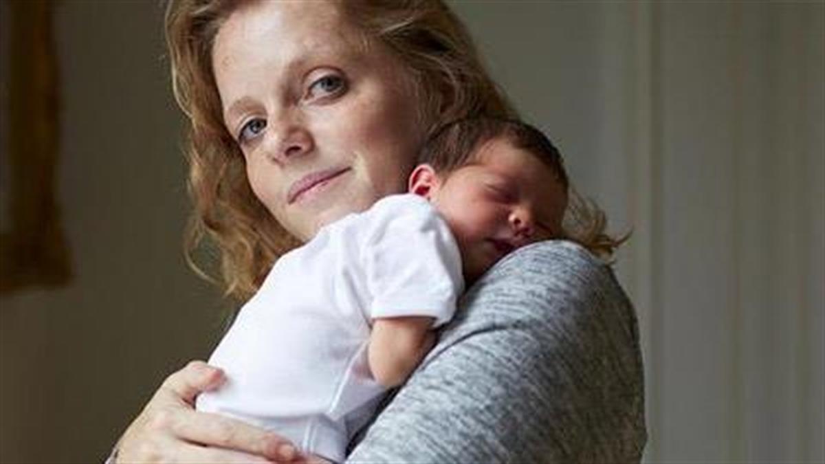 10 πορτραίτα μαμάδων που δείχνουν πώς πραγματικά είναι η ζωή με το μωρό