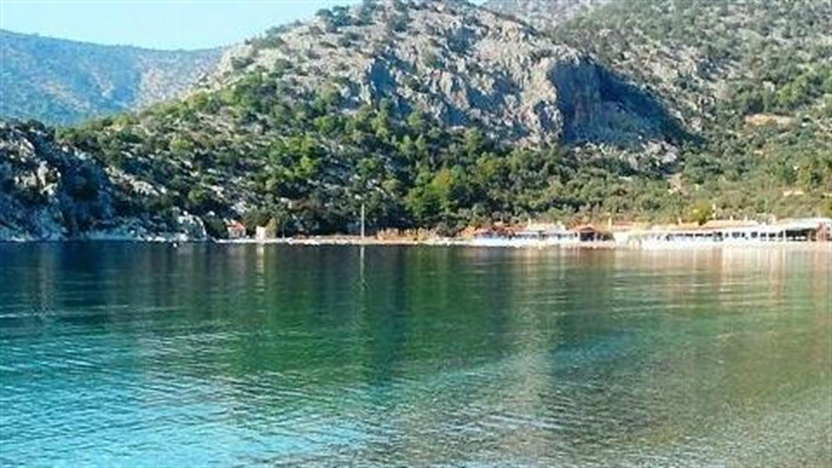 5 πεντακάθαρες παραλίες κοντά στην Αθήνα για να πάτε με τα παιδιά