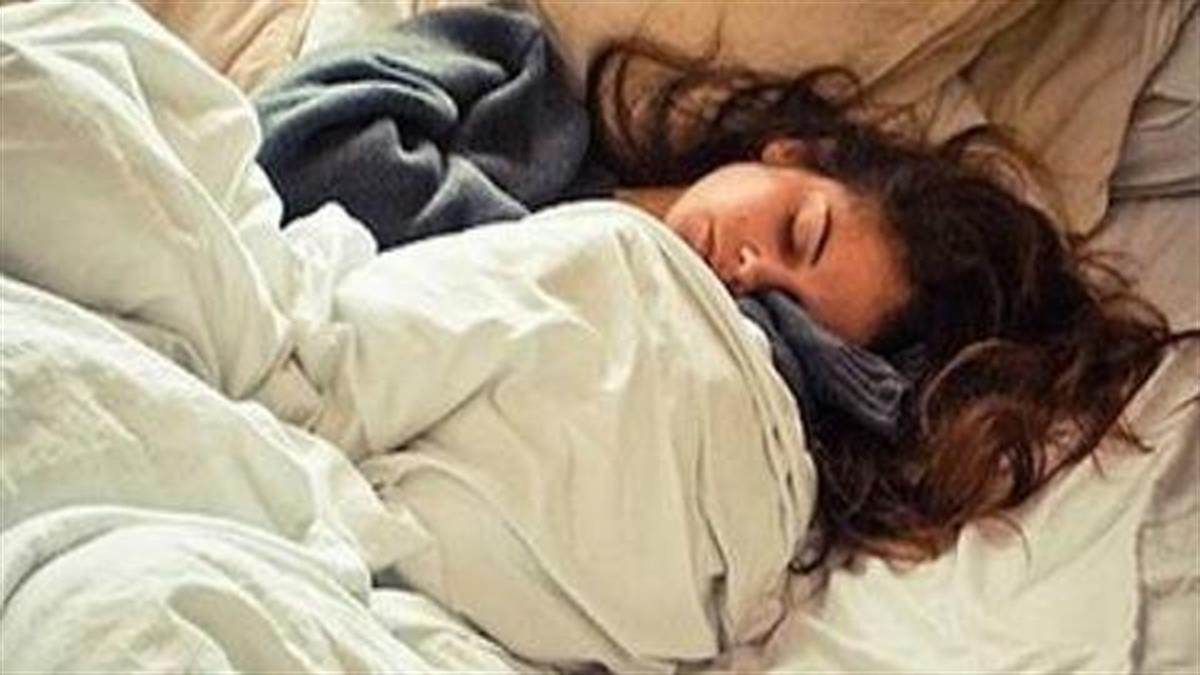 Γιατί οι γυναίκες χρειάζονται περισσότερο ύπνο από τους άντρες