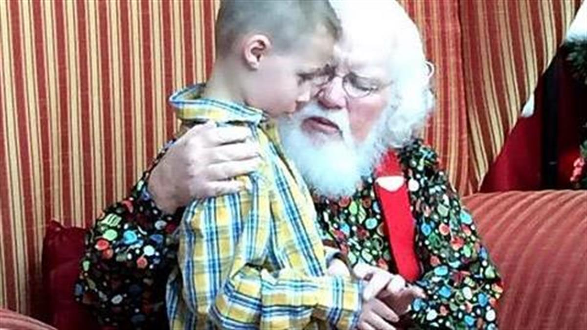 Όταν ένα αγόρι με αυτισμό συνάντησε έναν «αληθινό» Άγιο Βασίλη…