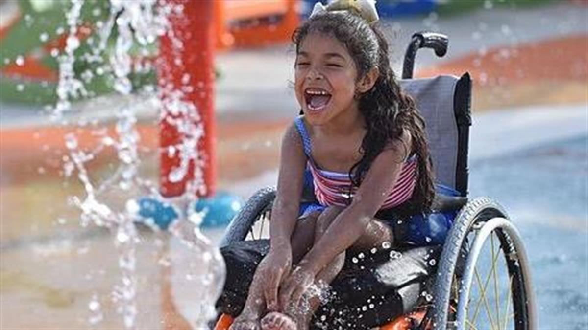 Το πρώτο water park για άτομα με αναπηρία είναι το καλύτερο νέο της ημέρας!