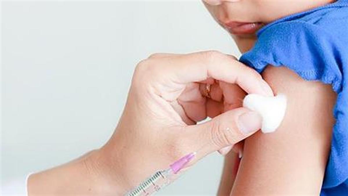 Υποχρεωτικά θα εμβολιάζονται τα παιδιά στη Γαλλία