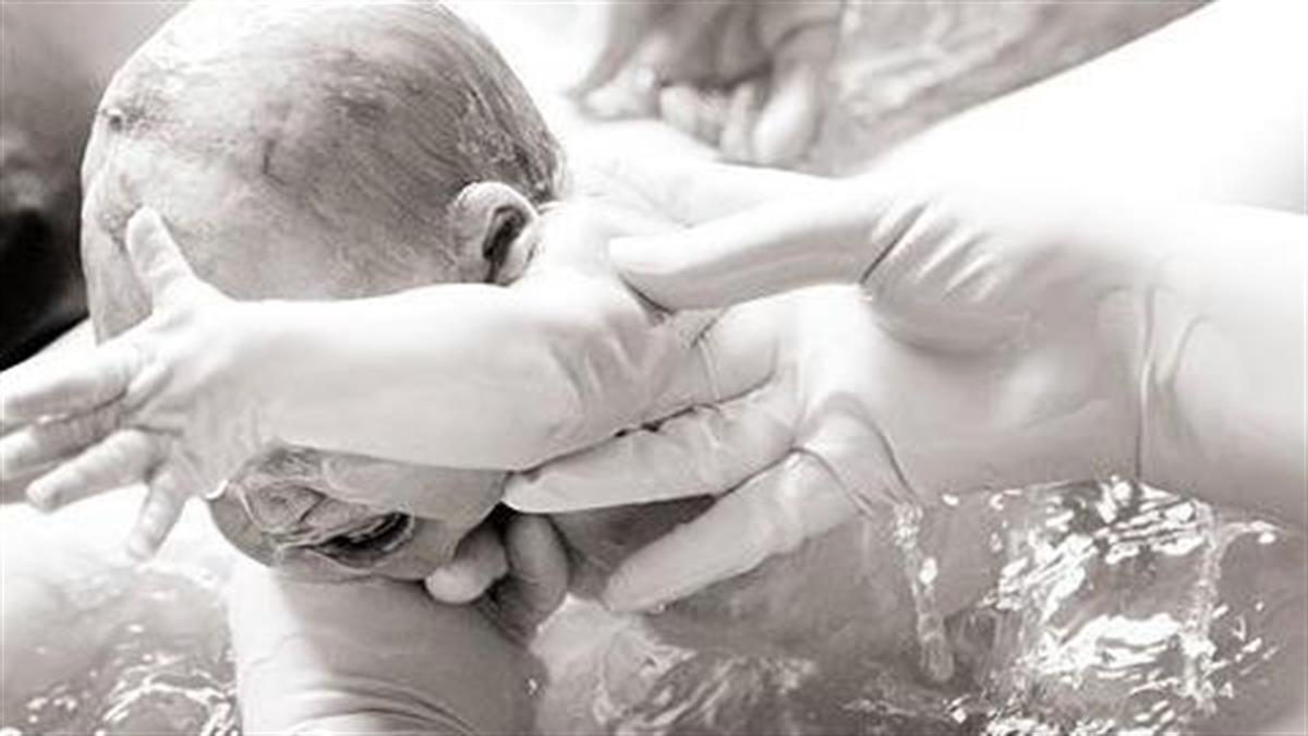 Φυσιολογικός τοκετός, καισαρική και γέννα στο νερό: 3 μαμάδες διηγούνται