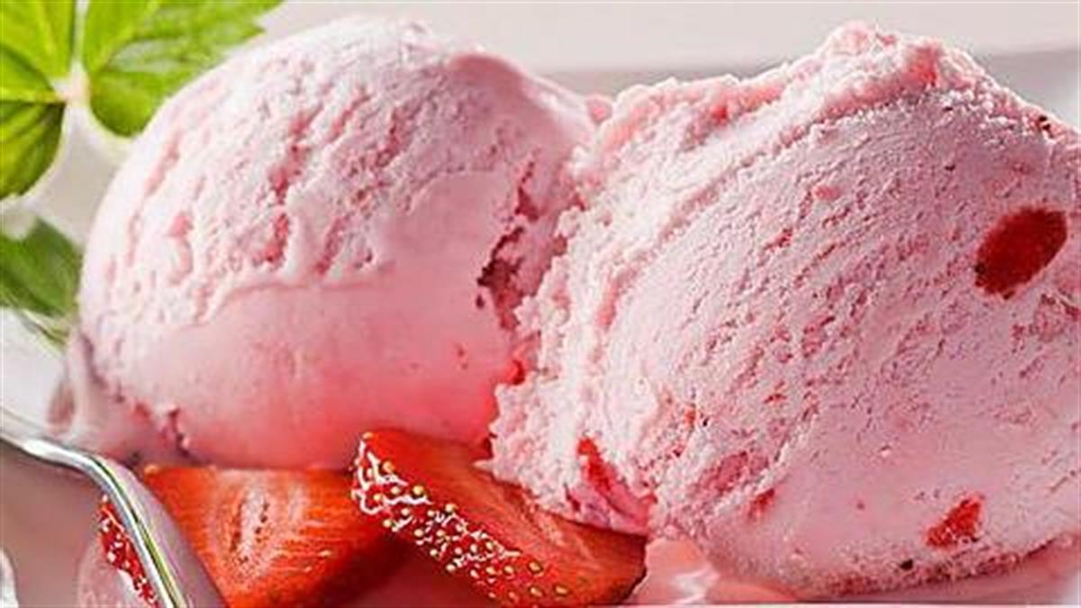 3 συνταγές με παγωτό φράουλα που θα ξετρελάνουν τα παιδιά