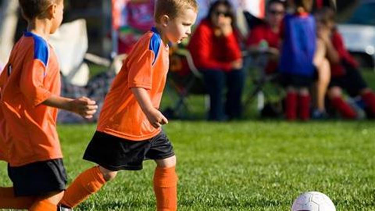 Tι κερδίζουν τα παιδιά από τα ομαδικά αθλήματα