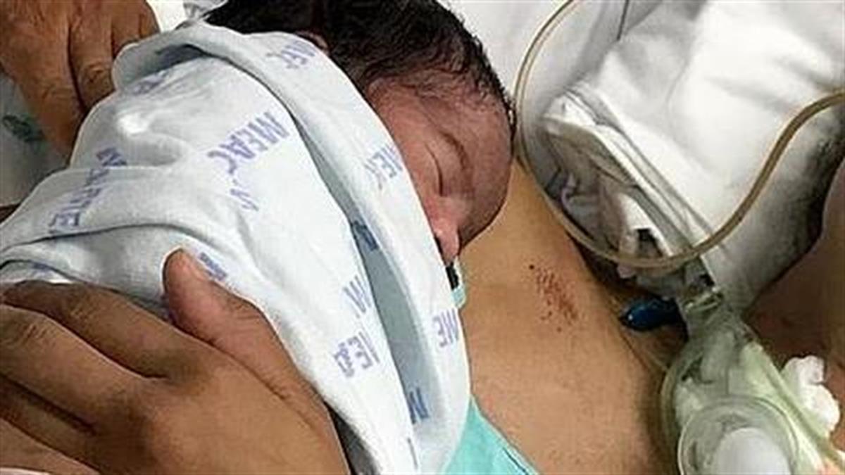 Μητέρα ξύπνησε από κώμα όταν κράτησε αγκαλιά το νεογέννητο μωρό της