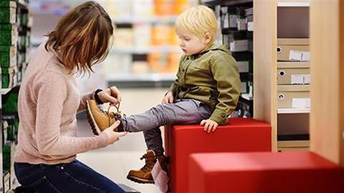 Πώς να διαλέξετε τα κατάλληλα παπούτσια για το παιδί