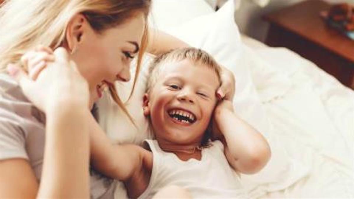 «Το γέλιο είναι ο ήχος του παιχνιδιού»: κάντε το παιδί να γελάσει με την ψυχή του