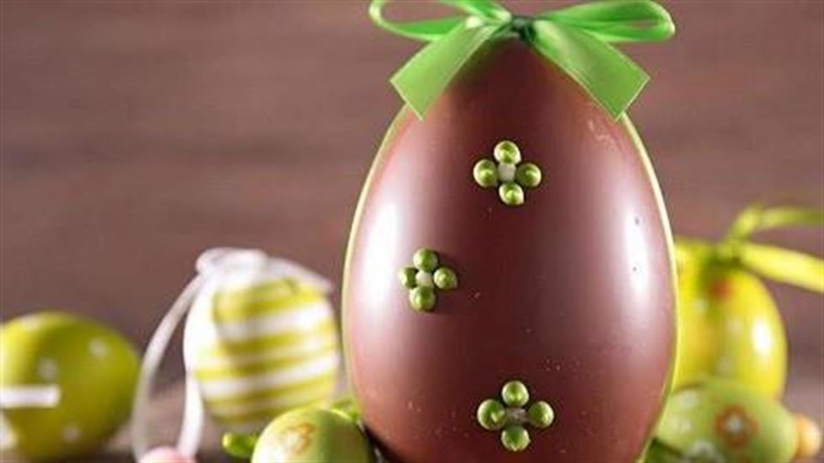 Πάσχα σε καραντίνα: τσουρέκια και σοκολατένια αυγά στην πόρτα μας με ντελίβερι