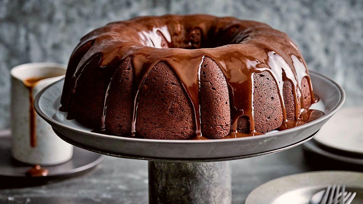 Το πιο εύκολο και αφράτο σοκολατένιο κέικ γίνεται στον ατμό!