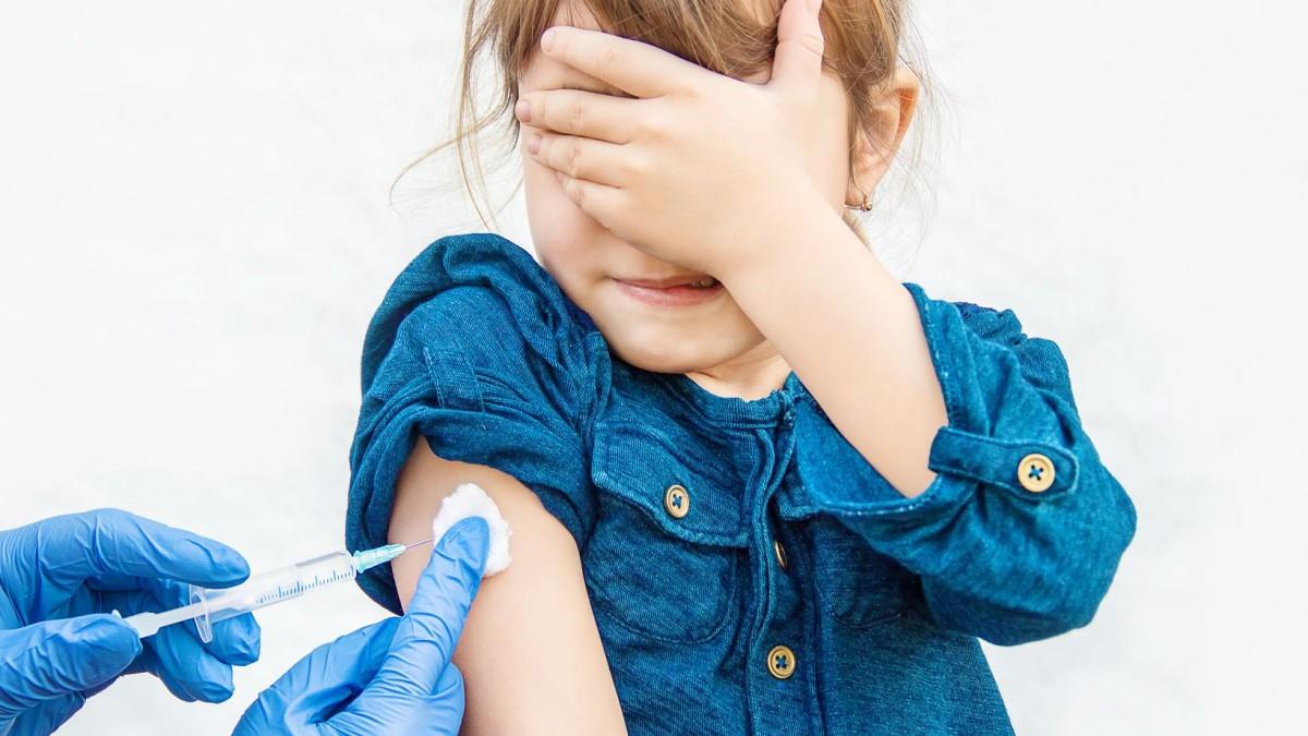 Έγιναν τα πρώτα εμβόλια σε παιδιά κάτω των 16 στο Ισραήλ χωρίς σοβαρές παρενέργειες
