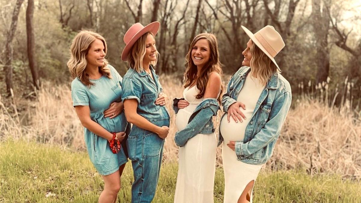 4 αγαπημένες αδελφές έμειναν έγκυες σχεδόν ταυτόχρονα και είναι πανευτυχείς!