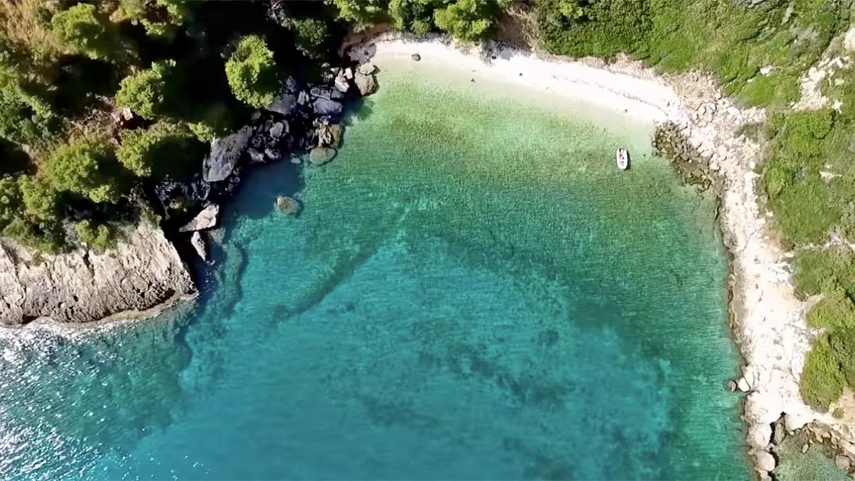 Οι 15 παραλίες της Αττικής με Γαλάζια Σημαία για το 2021