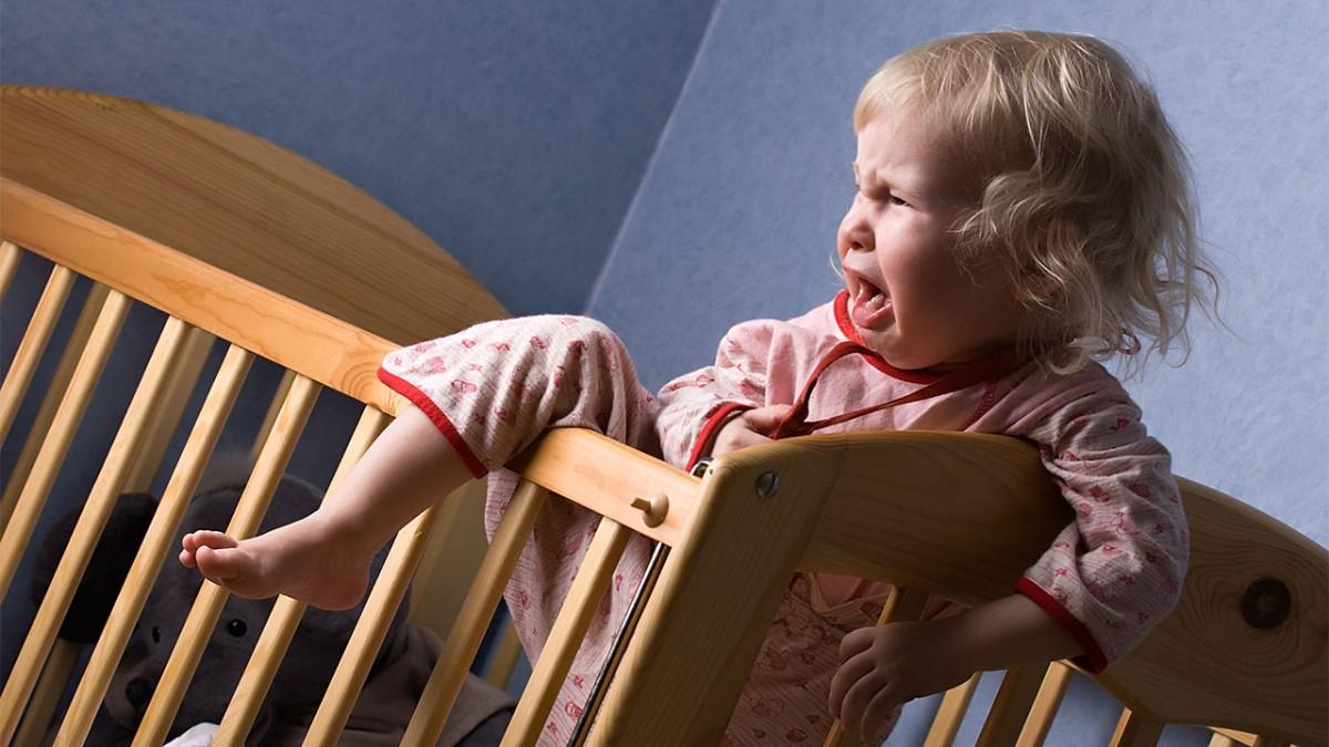Παιδοψυχολόγος: ένα παιδί που αρνείται να κοιμηθεί θέλει κατανόηση, όχι φωνές