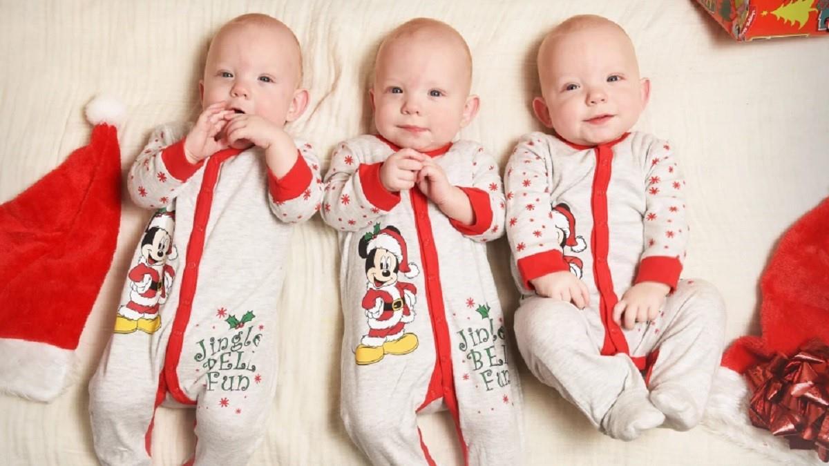 Τα πιο χαριτωμένα 3δυμάκια ετοιμάζονται για τα πρώτα τους Χριστούγεννα