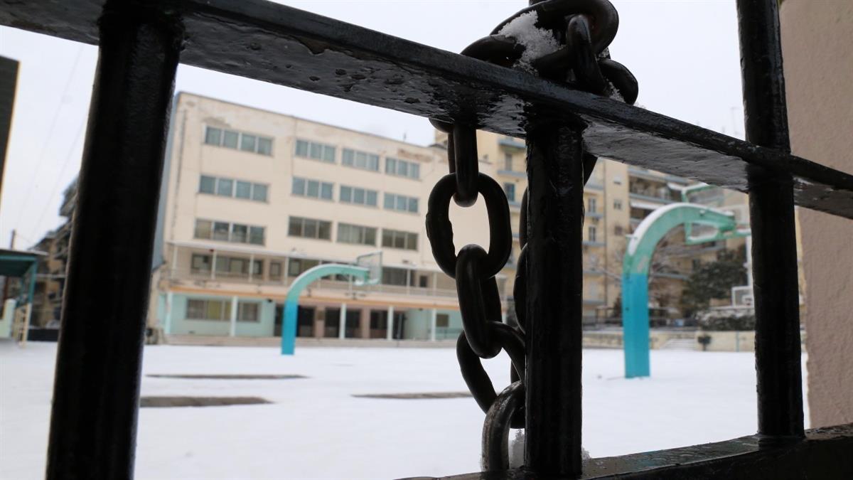 Κλειστά τα σχολεία στην Αττική Δευτέρα και Τρίτη λόγω κακοκαιρίας