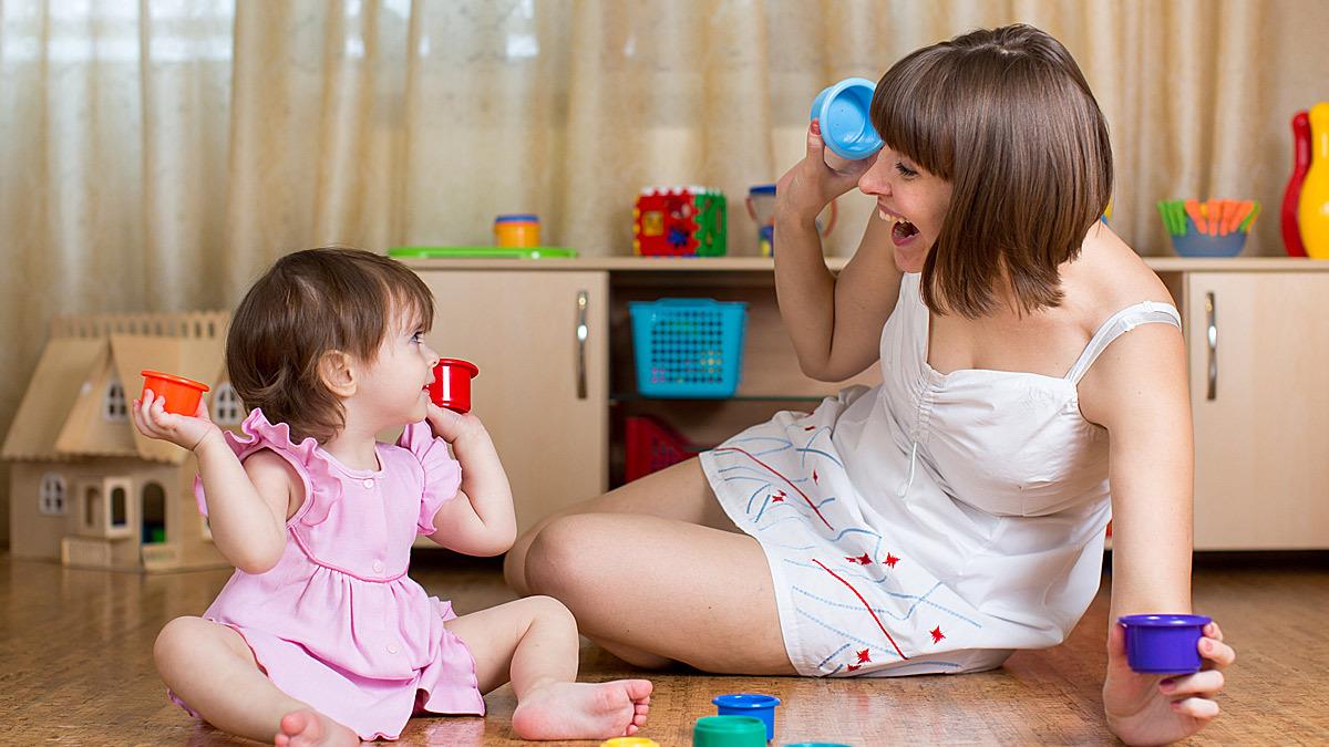 Παιδίατρος: τα νήπια χρειάζονται χρόνο με τους γονείς - όχι πολλά παιχνίδια