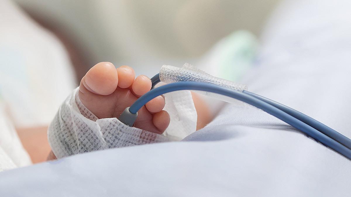 Πέθανε μωράκι 13 μηνών από οξεία ηπατίτιδα