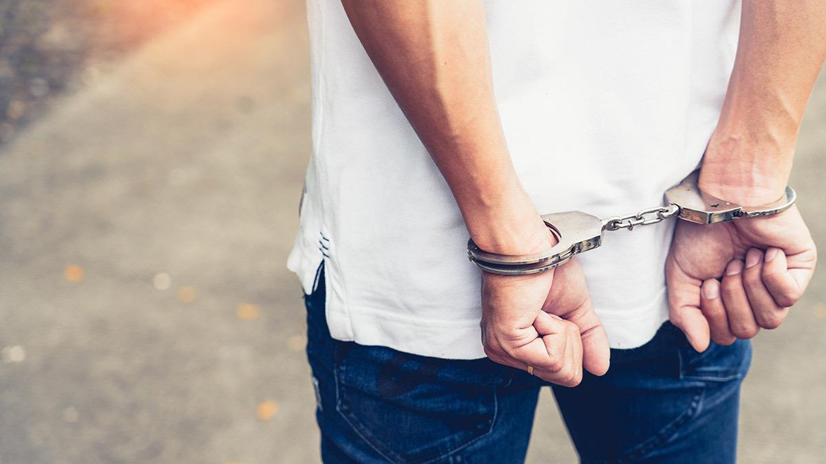 16χρονος στη Θεσσαλονίκη πουλούσε υλικό παιδικής πορνογραφίας - του ασκήθηκε ποινική δίωξη