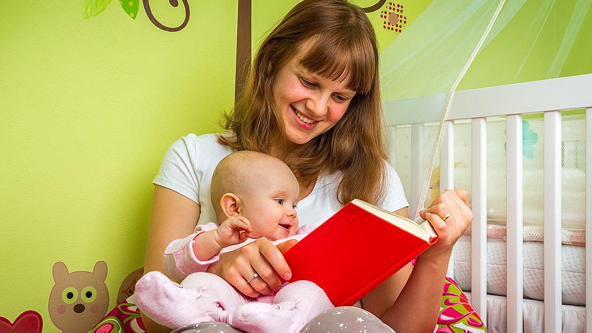 3 καλοί λόγοι για να διαβάζετε ακόμα και στα νεογέννητα!