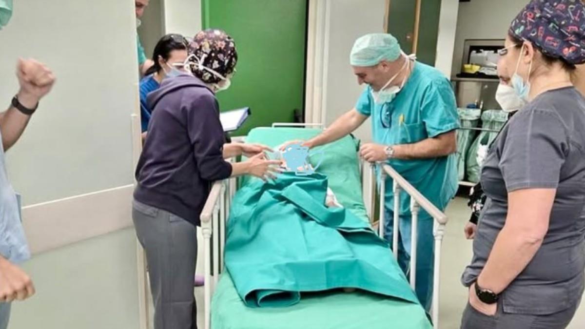 Για 1η φορά στην Ελλάδα: δύο μικρά παιδιά υποβλήθηκαν σε μεταμόσχευση νεφρού
