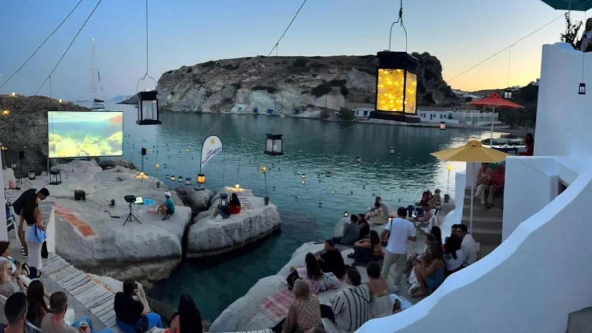 Το πιο όμορφο θερινό σινεμά είναι παραθαλάσσιο και βρίσκεται στην... Κίμωλο!