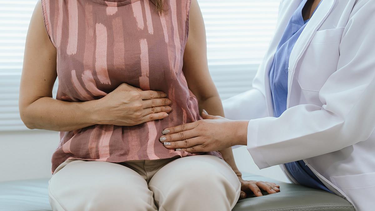 5 πόνοι που δεν πρέπει να αγνοήσεις, σύμφωνα με έναν γιατρό από τα Επείγοντα