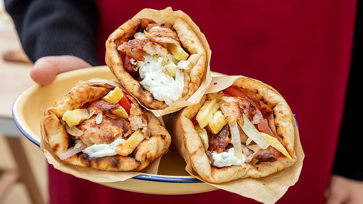 Το τυλιχτό σουβλάκι ξεπέρασε τα... €6!