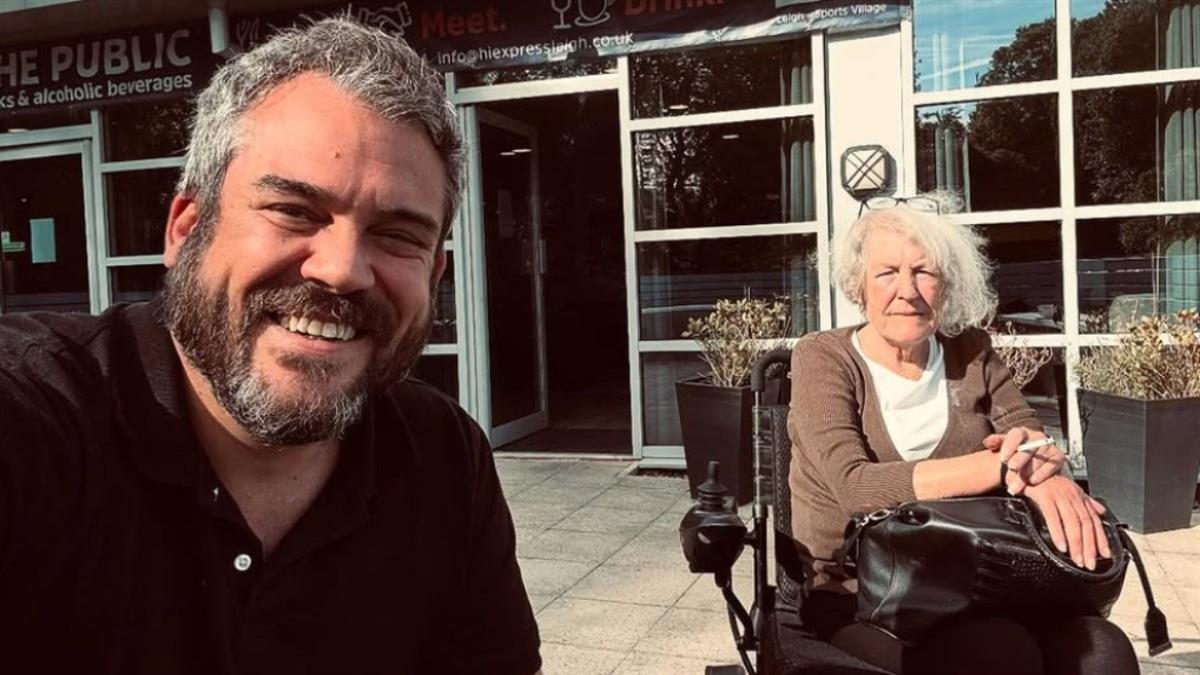 Πέθανε η μαμά του Π. Δαδακαρίδη: «ξεκουράσου μάνα μου, θα μου λείπεις»