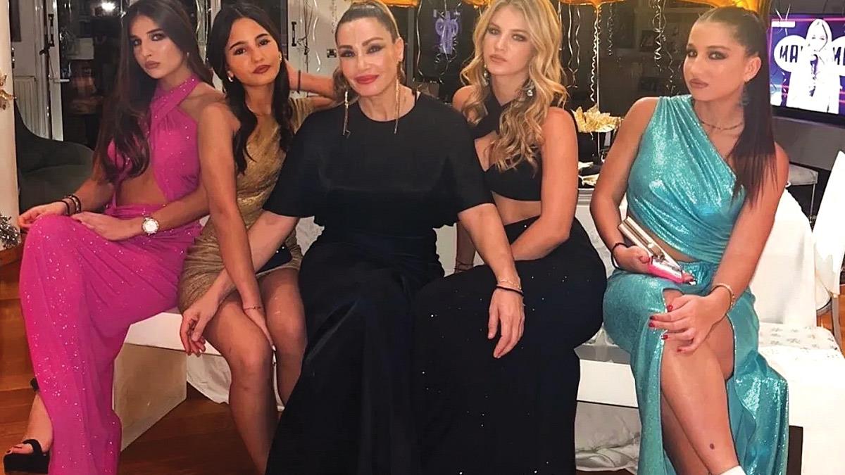 Ε. Πετρουλάκη: Τέσσερις κόρες, τέσσερα θαύματα!