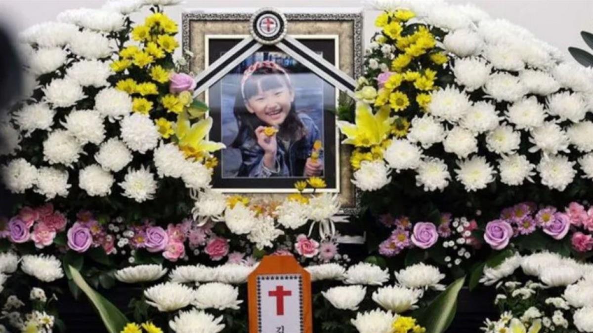 Δασκάλα δολοφόνησε 8χρονη μαθήτριά της μέσα στο σχολείο!