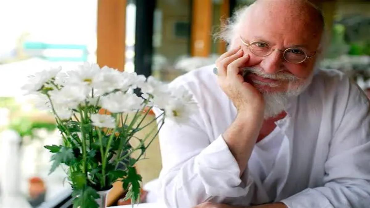 Πέθανε ο σπουδαίος Διονύσης Σαββόπουλος σε ηλικία 81 ετών