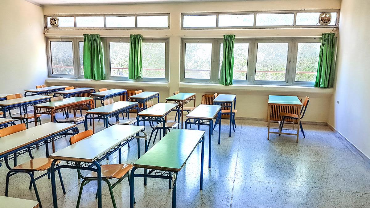 Ρόδος: πατέρας καταδικάστηκε σε φυλάκιση 14 μηνών επειδή έβρισε τη δασκάλα του παιδιού του