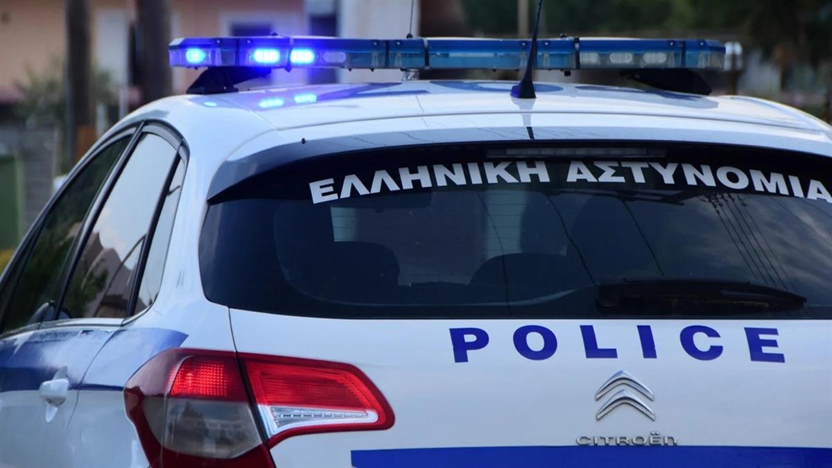 Αιγάλεω: πατέρας μαχαίρωσε στον λαιμό την 19χρονη κόρη του!